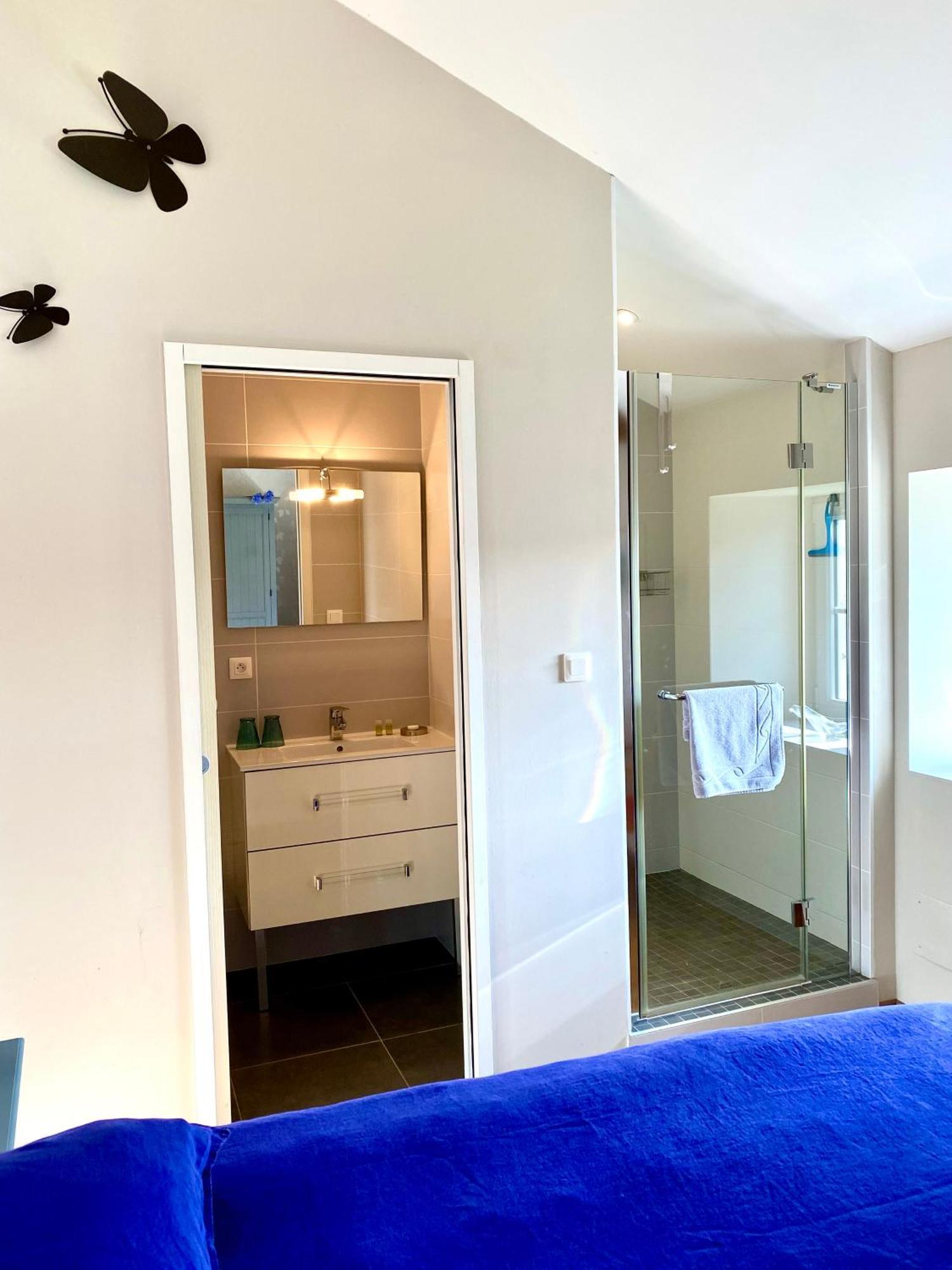 Aux Agapanthes, Chambres D'Hotes Charentaises De Charme Avec Piscine Aumagne Zewnętrze zdjęcie