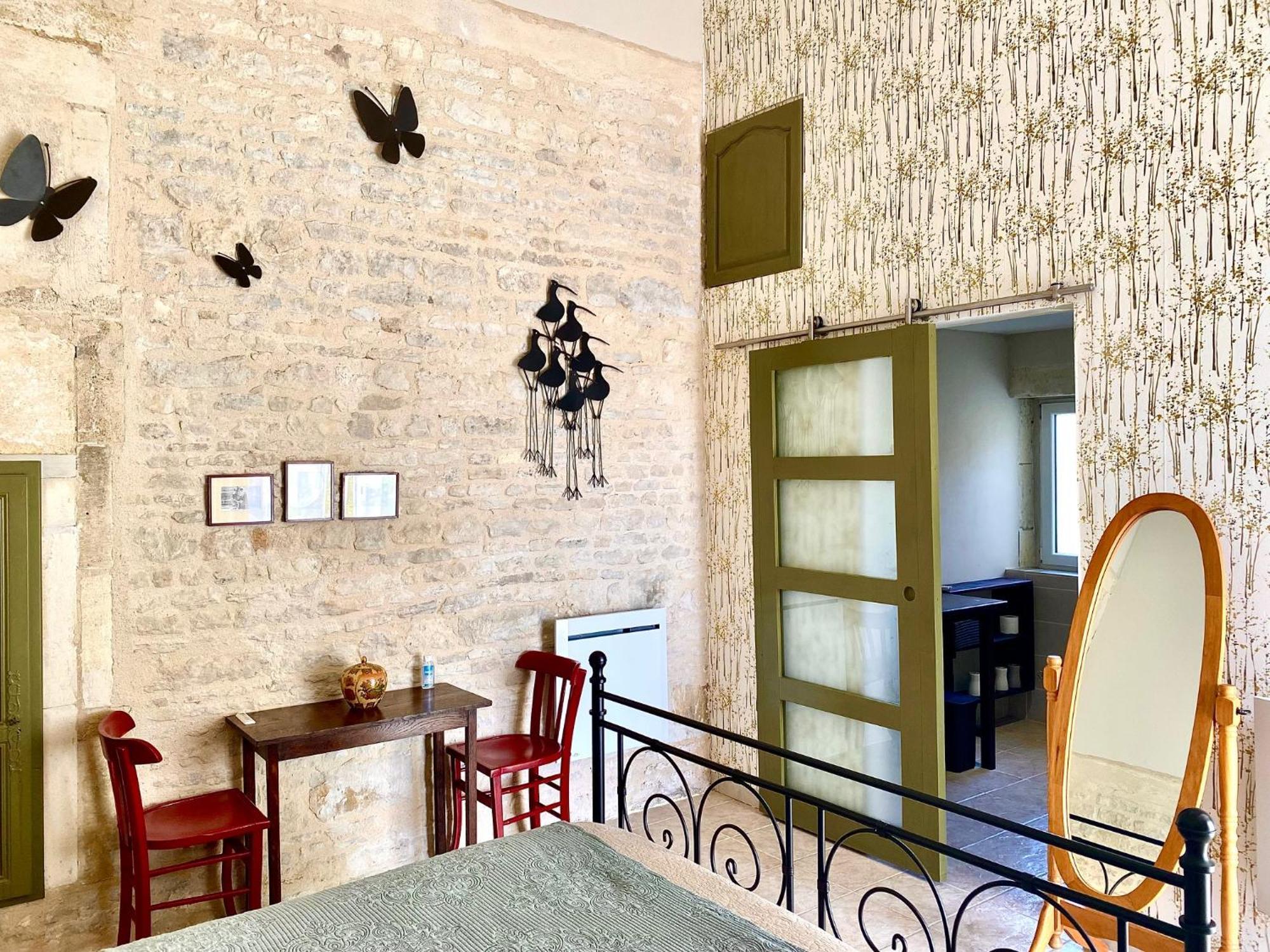 Aux Agapanthes, Chambres D'Hotes Charentaises De Charme Avec Piscine Aumagne Zewnętrze zdjęcie